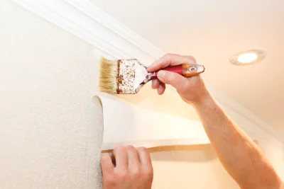Pose de papier peint à Malandry — revêtements muraux et toiles de verre